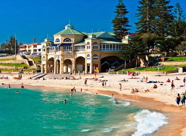 13-Best-Perth-Beaches-to-Visit-this-Summer-Cottesloe-Beach-768x512.jpeg